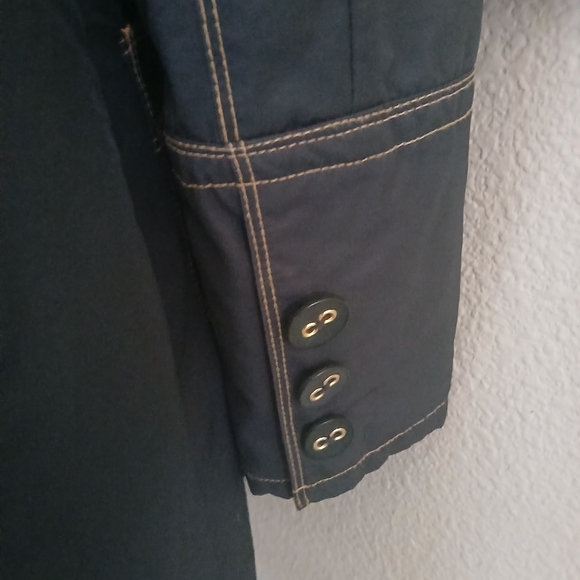 Guess women's button-up coat sz S - Picture 5 of 7